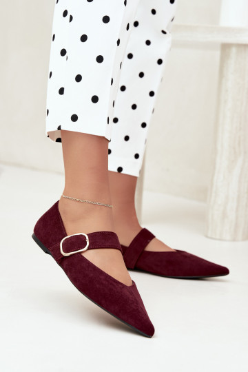 women's ballerinas with straps and buckles in burgundy color Melby