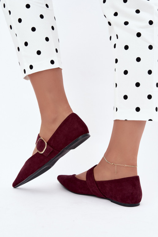 women's ballerinas with straps and buckles in burgundy color Melby