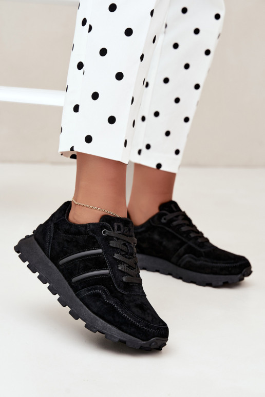 sneakers made of faux suede D&A LR62-7101 in black color