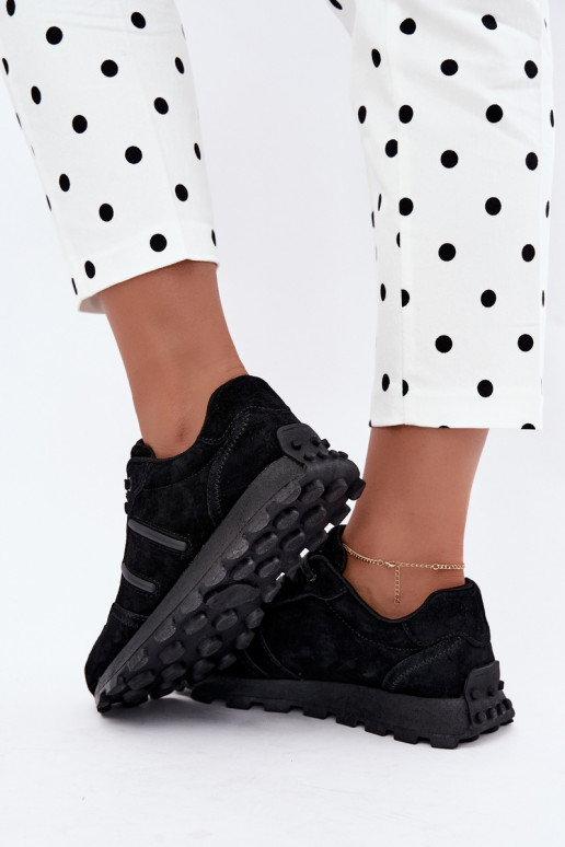 sneakers made of faux suede D&A LR62-7101 in black color