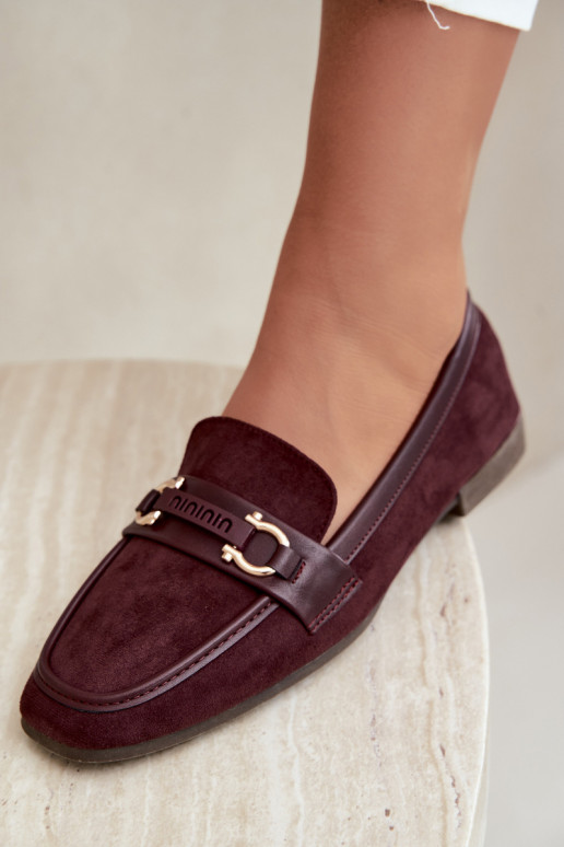 Burgundy moccasins with decorative elements Evelora