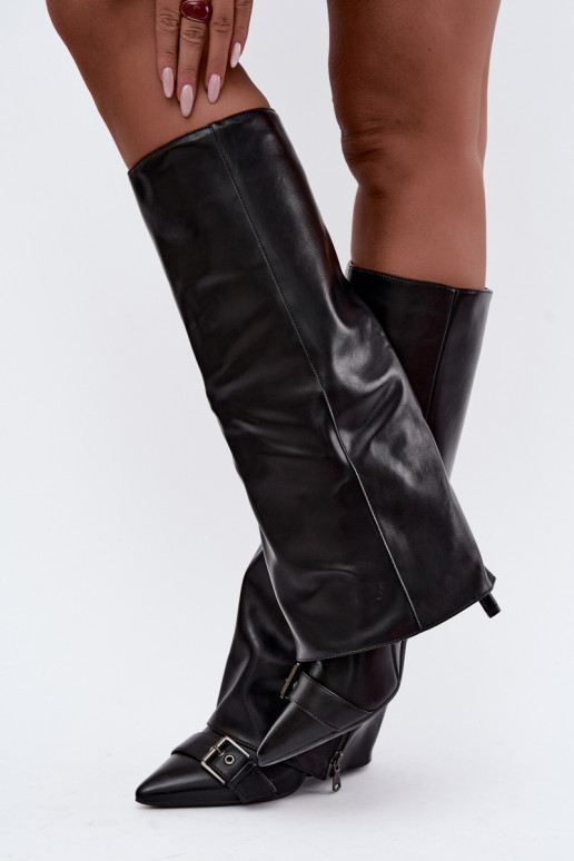 insulated knee-high boots with thin heels and buckles in black color Kelra