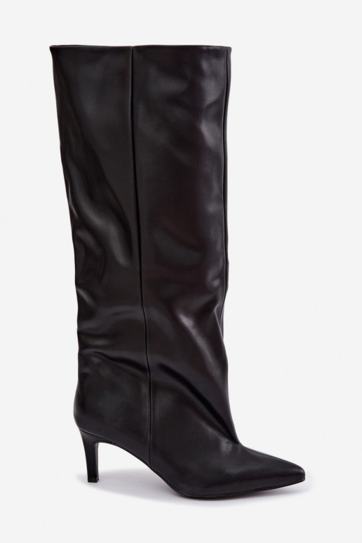 slip-on women's knee-high boots with heels made of faux leather in black color Favra