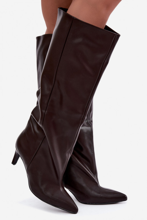 slip-on women's knee-high boots with heels made of faux leather in brown color Favra