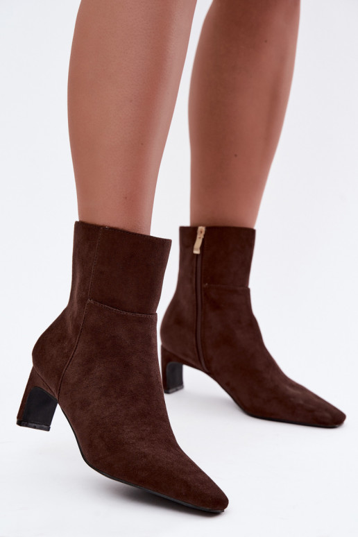 women's ankle boots with heels in brown color Rileya