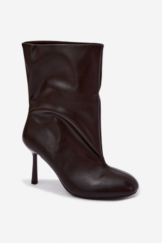 slip-on ankle boots with thin heels in brown color Jalisa