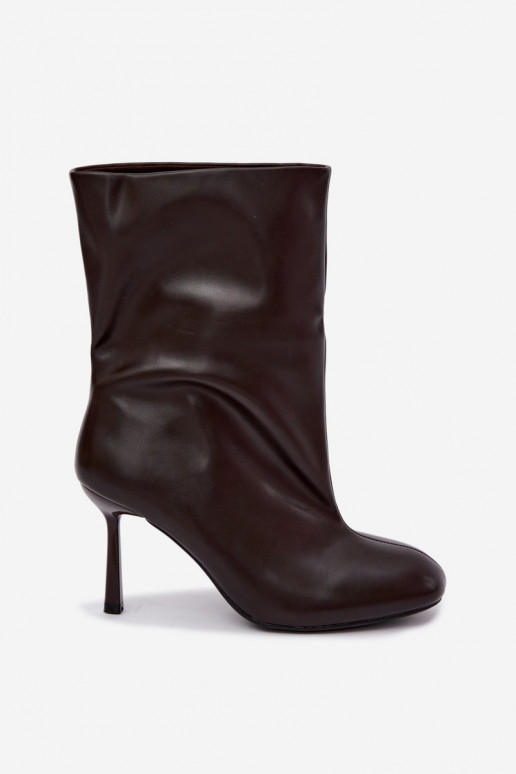 slip-on ankle boots with thin heels in brown color Jalisa