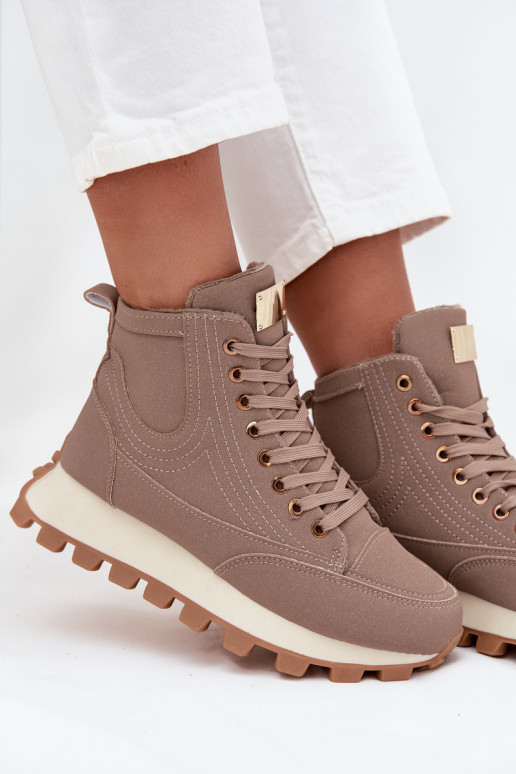 Insulated women's shoes on platform Tai turirivira beige