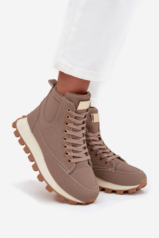 Insulated women's shoes on platform Tai turirivira beige