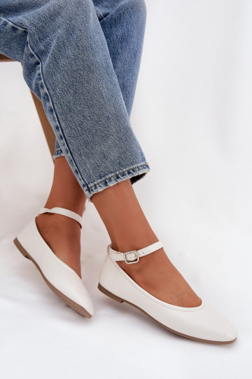 White ballerinas with straps and buckles Janelor