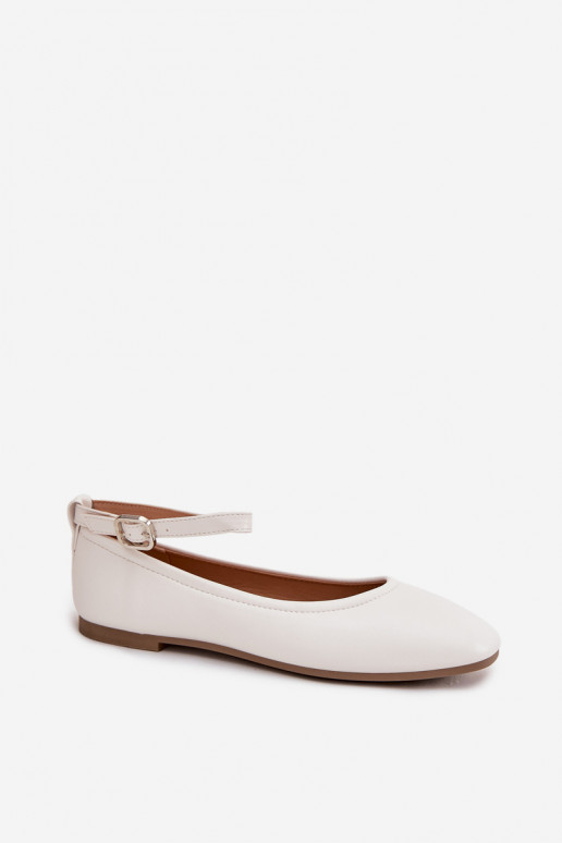 White ballerinas with straps and buckles Janelor