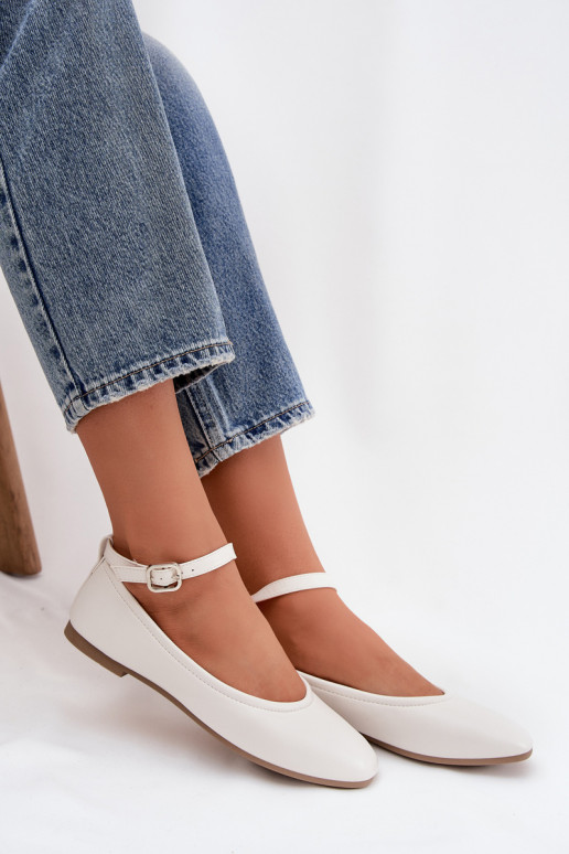 White ballerinas with straps and buckles Janelor