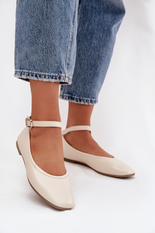 Sand-colored ballerinas with straps and buckles Janelor