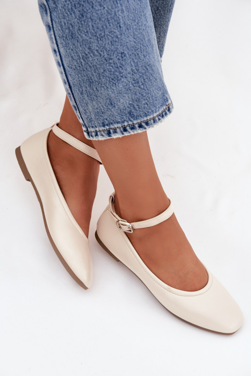 Sand-colored ballerinas with straps and buckles Janelor