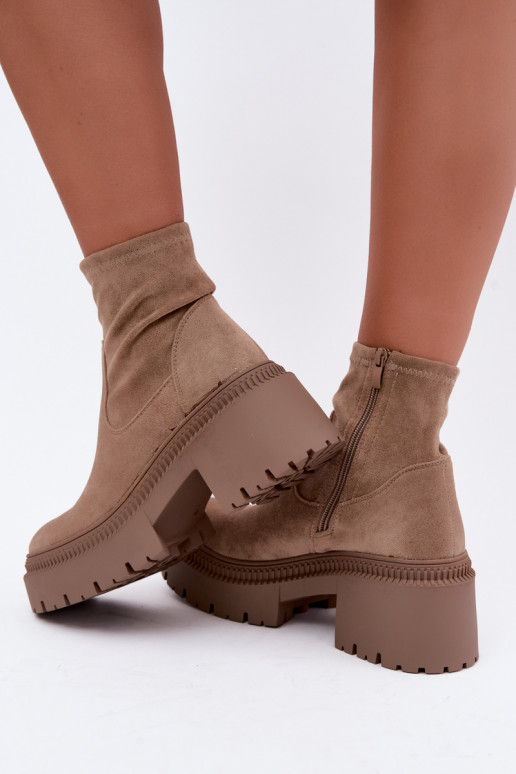 women's ankle boots with chunky heels and platform made of faux suede sand Elvianne