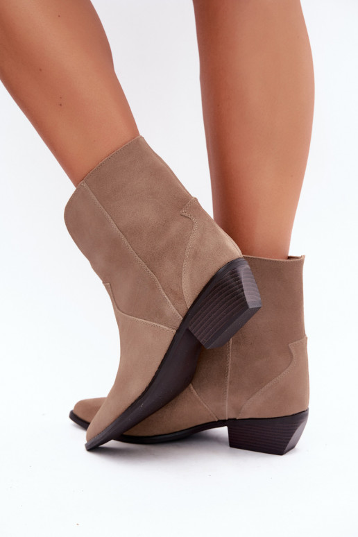 cowboy-style ankle boots with heels made of natural suede sand Norelle
