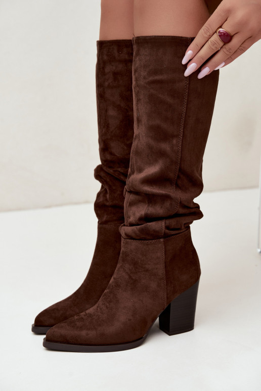 women's knee-high boots with heels and curved upper in brown Ismera