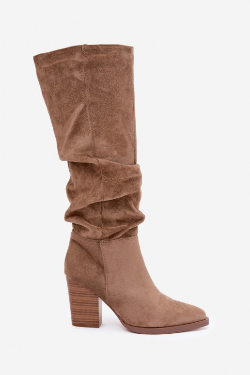 women's knee-high boots with heels and curved upper in sand Ismera