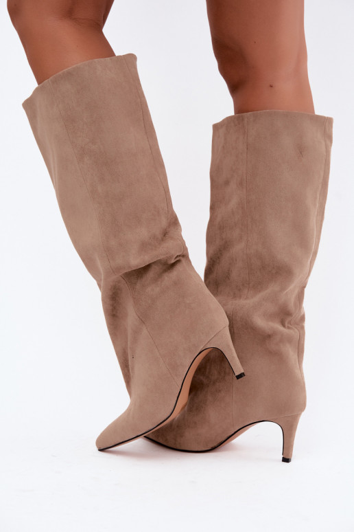 slip-on women's knee-high boots with heels in sand Favra