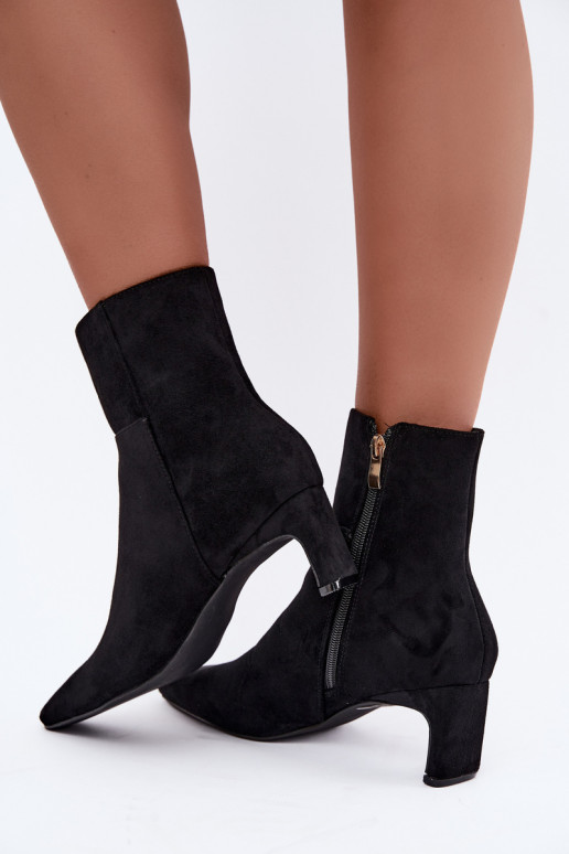 women's ankle boots with heels in black Rileya