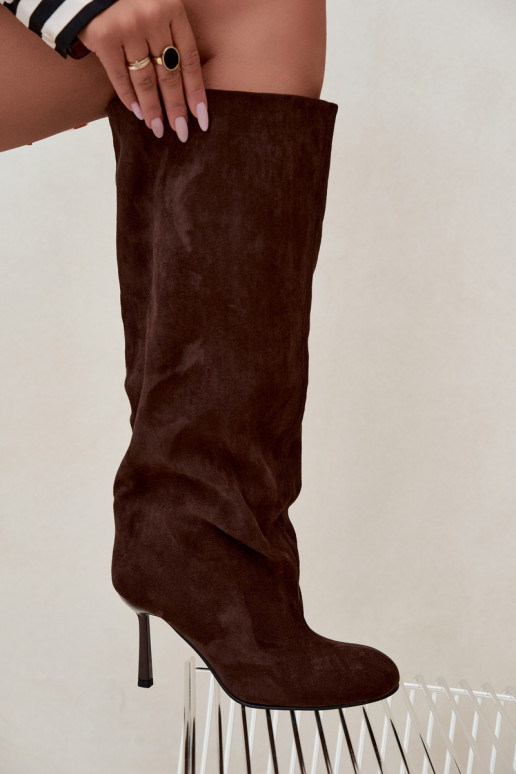women's slip-on knee-high boots with thin heels in CzekoladoĮe Caliya