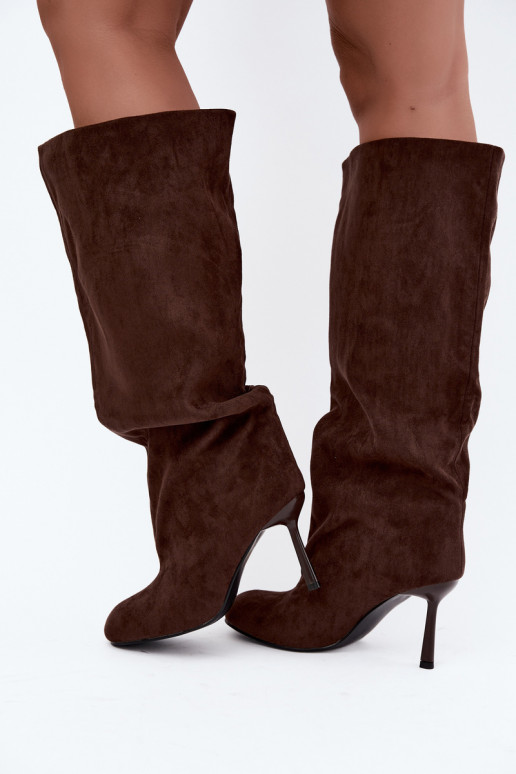 women's slip-on knee-high boots with thin heels in CzekoladoĮe Caliya