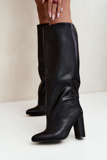 women's slip-on knee-high boots with heels in black Emeline