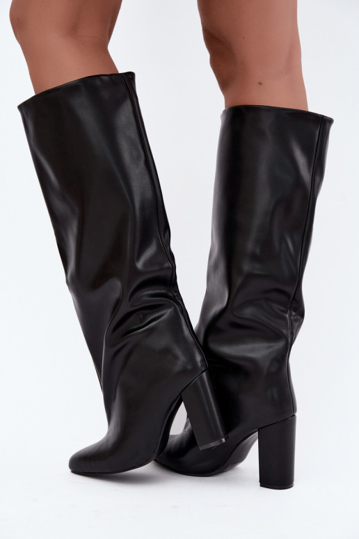 women's slip-on knee-high boots with heels in black Emeline