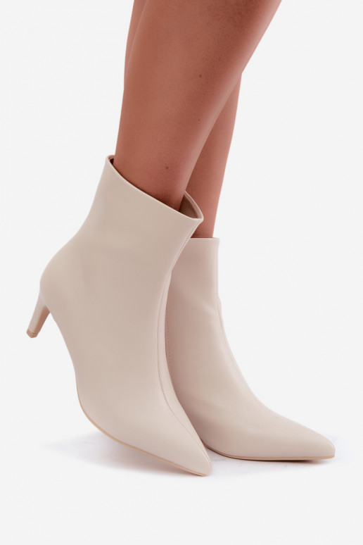 women's ankle boots with heels in faux leather in ivory Celisse