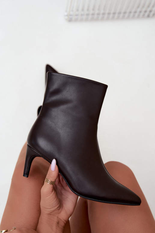 women's ankle boots with heels in faux leather in CzekoladoĮe Celisse