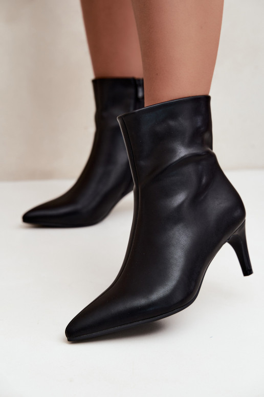 Women's ankle boots with heels in black faux leather Celisse