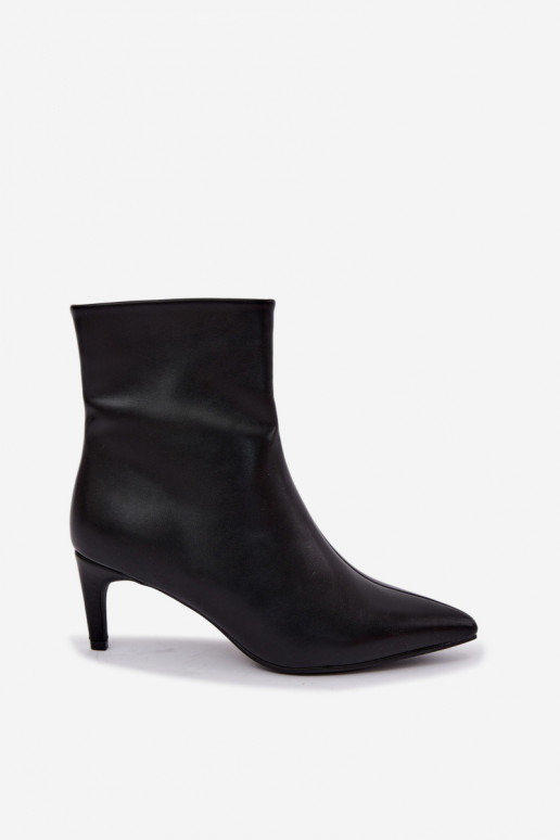 Women's ankle boots with heels in black faux leather Celisse