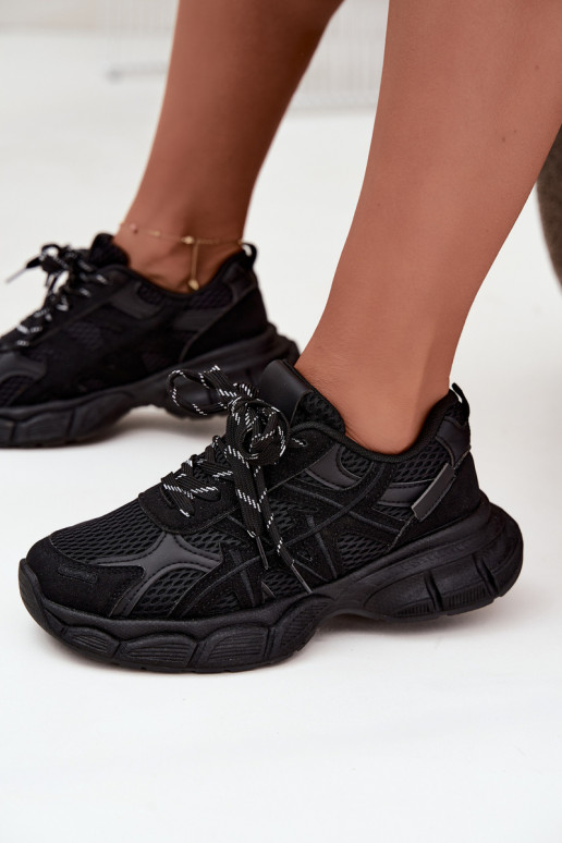 Women's sports shoes in black color Nerla