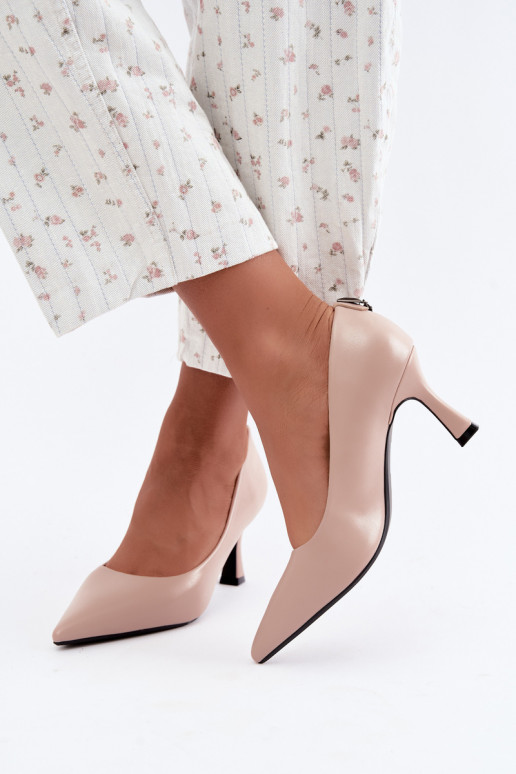 Buty na obcasie w kolorze piaskowym Vinceza 62330