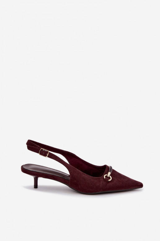 Heeled shoes with low heel in burgundy color Caylo