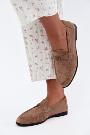 Women's moccasins with ruffles and decorative details in sand color Kairo 2