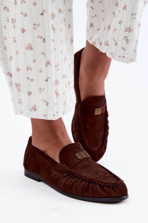 Women's moccasins with ruffles and decorative details in chocolate color Kairo
