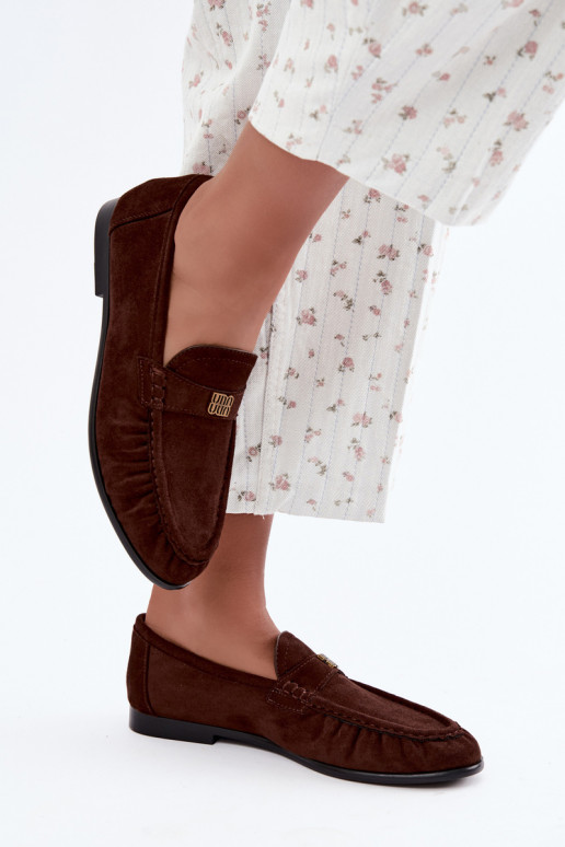 Women's moccasins with ruffles and decorative details in chocolate color Kairo