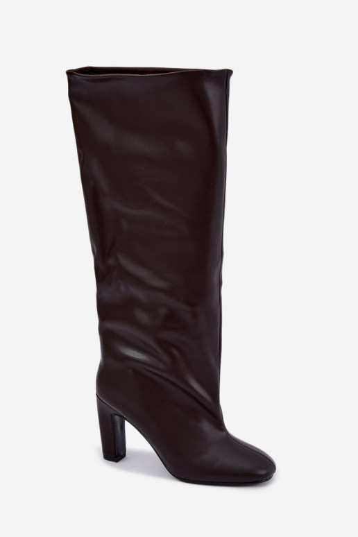 slip-on knee-high boots with heels in chocolate color Falina