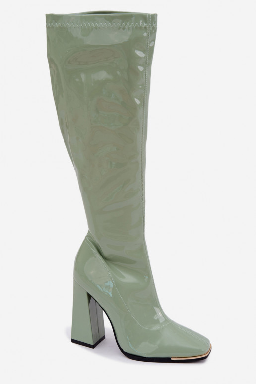 kozaki do kolan z efektem lakieru i obcasem w kolorze zielonym Mlokva