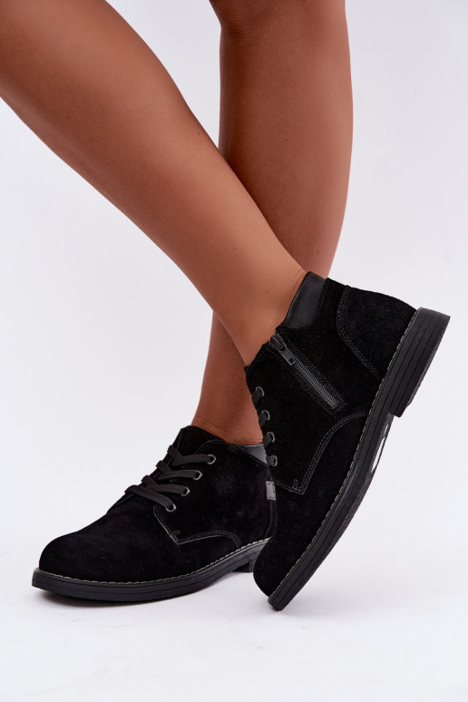 Buty z sztucznej zamszowej skóry w kolorze czarnym Nirelia