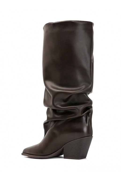 Women's knee-high boots with curved upper and heels in chocolate color Durela
