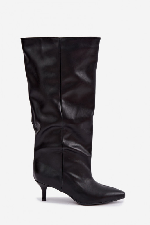 Ankle boots with heels in black faux suede Desya