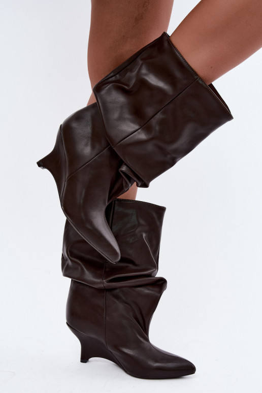 Slouchy ankle boots with platform in chocolate Ilyna