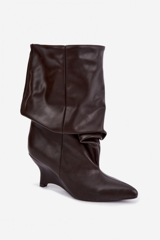 Slouchy ankle boots with platform in chocolate Ilyna