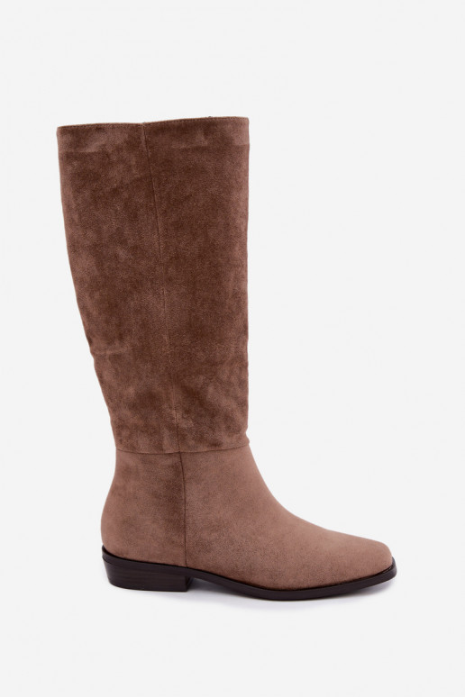 Women's knee-high boots on a low heel in sand Feretta
