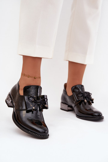 Black patent low-heeled shoes with bows Zazoo 1399 2