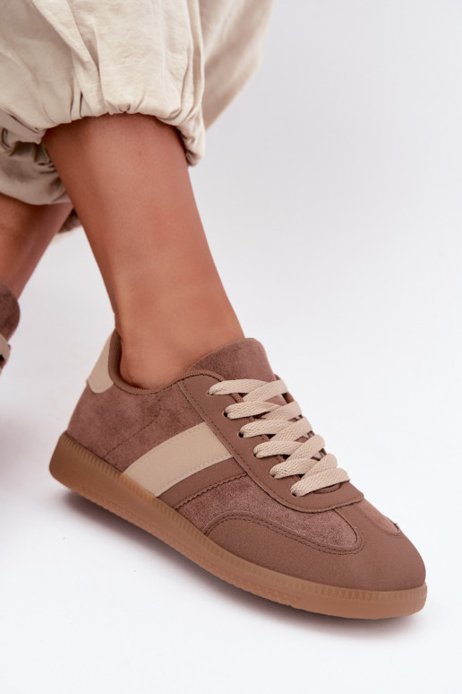 Brown sneakers Tai turidela