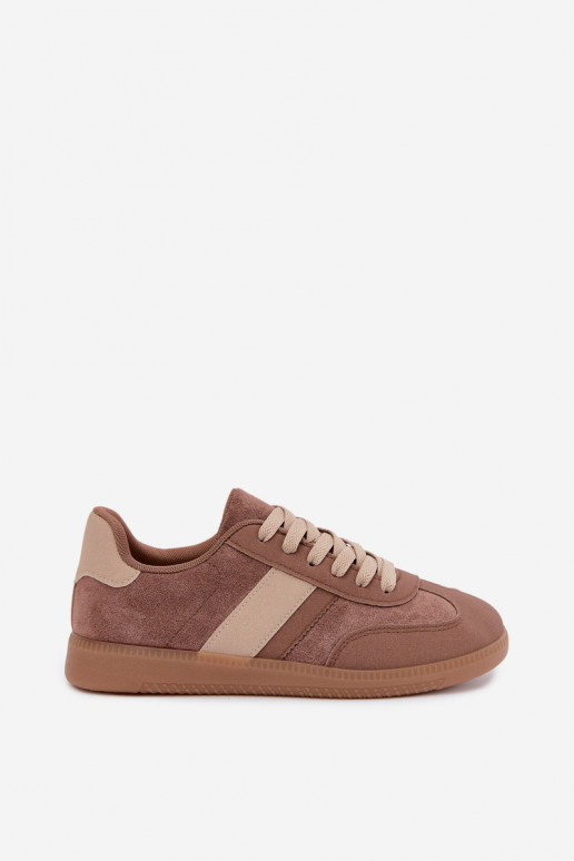 Brown sneakers Tai turidela