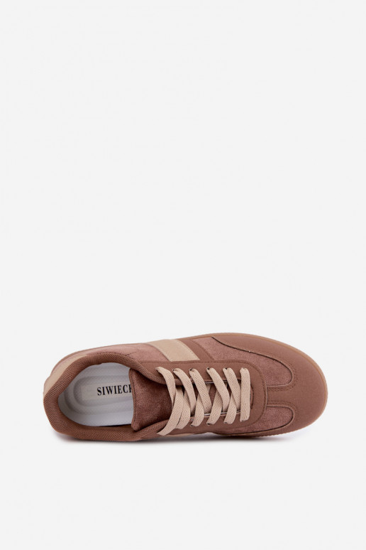 Brown sneakers Tai turidela